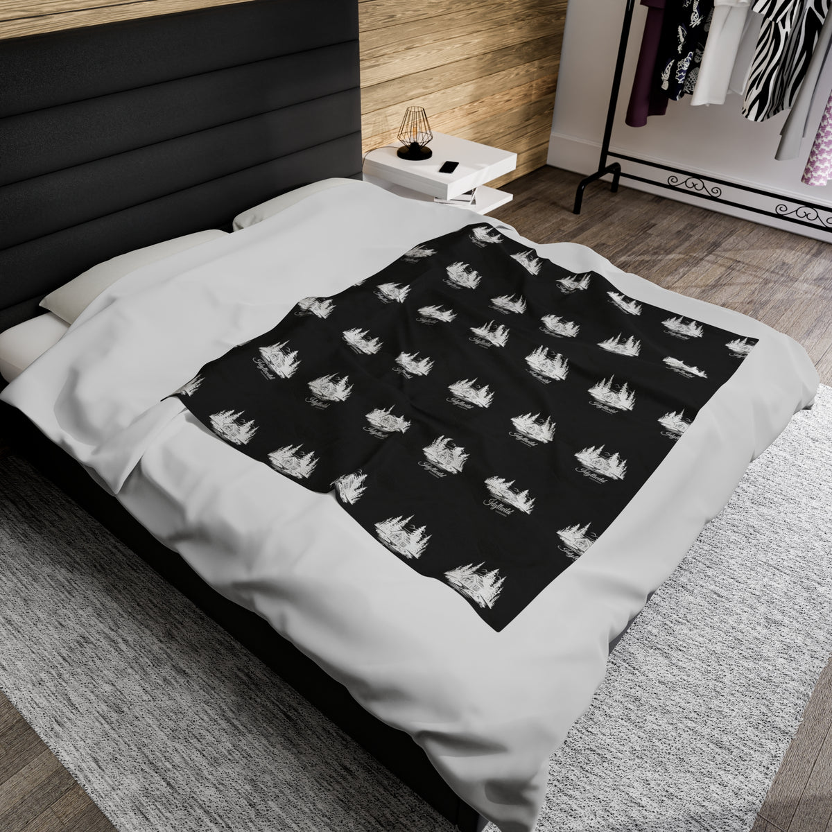 Velveteen Plush Blanket Idyllwild Classy Cabin Pattern Black