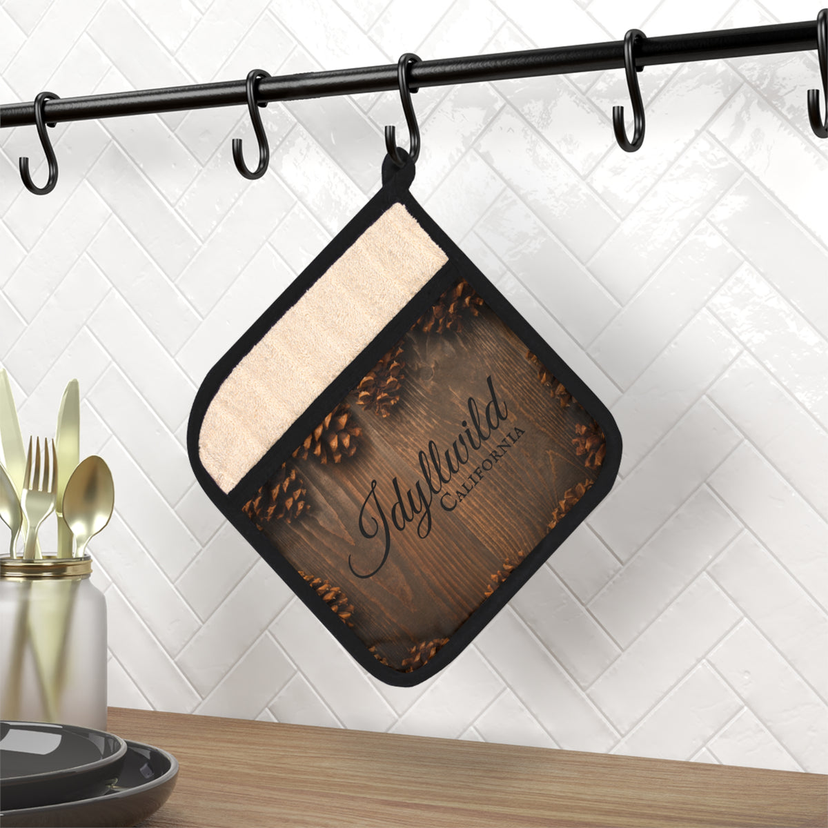 Idyllwild Rustic Pot Holder with Pocket