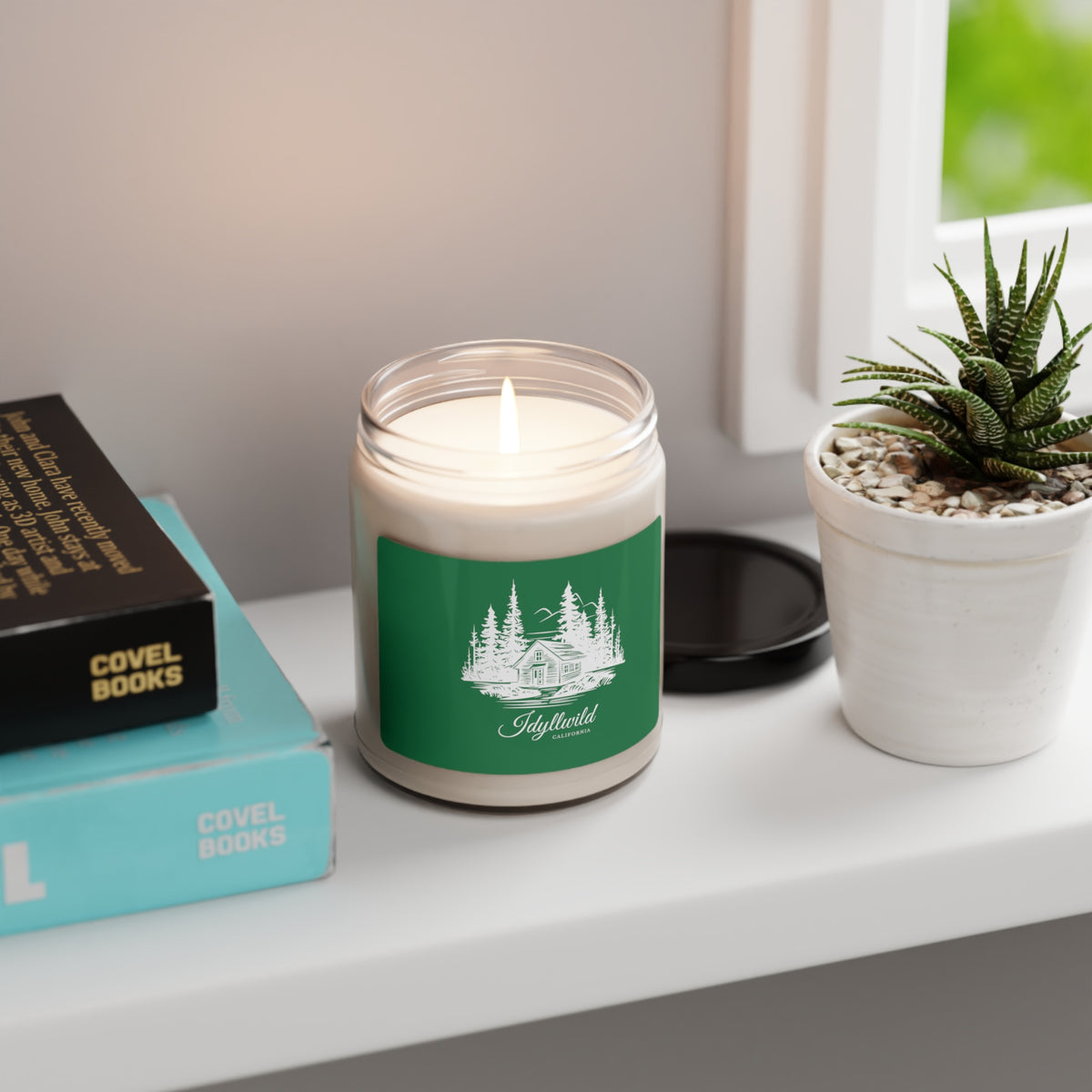 Scented Soy Candle, 9oz Cabin in the Woods Green