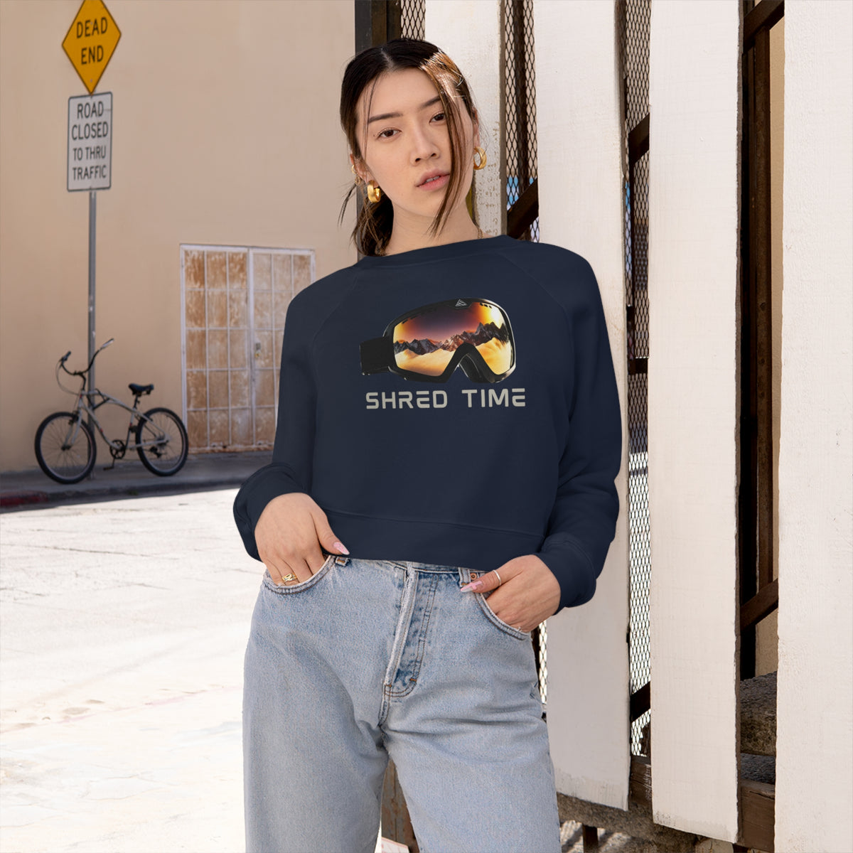 Snowboard, Ski SHRED TIME Cropped Fleece Pullover