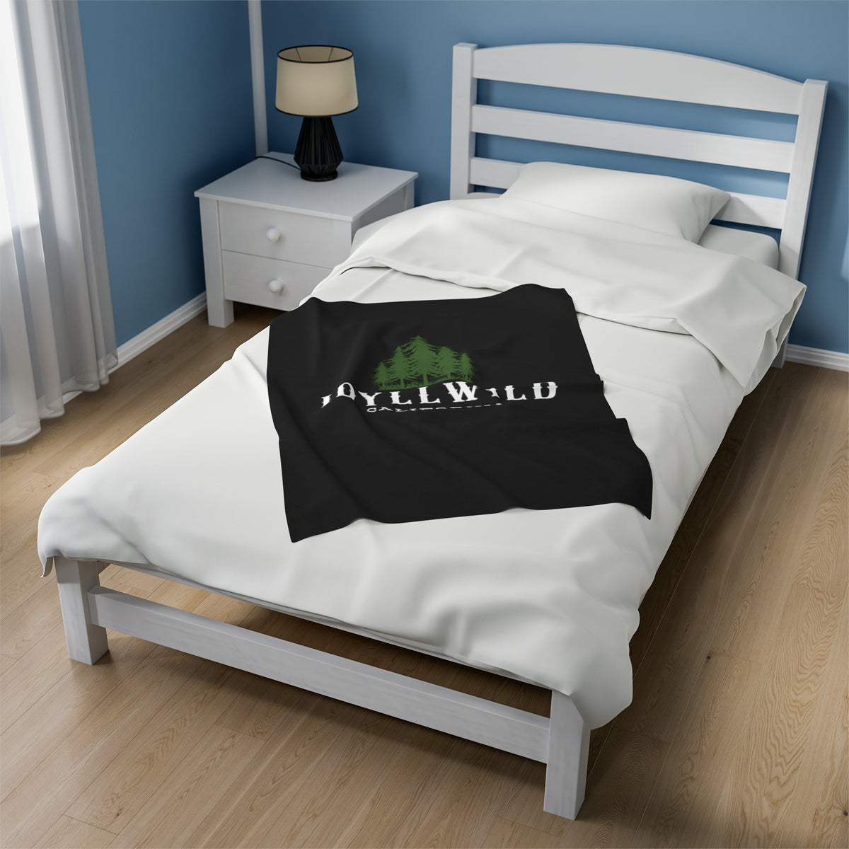 Velveteen Plush Blanket Idyllwild Pine Black