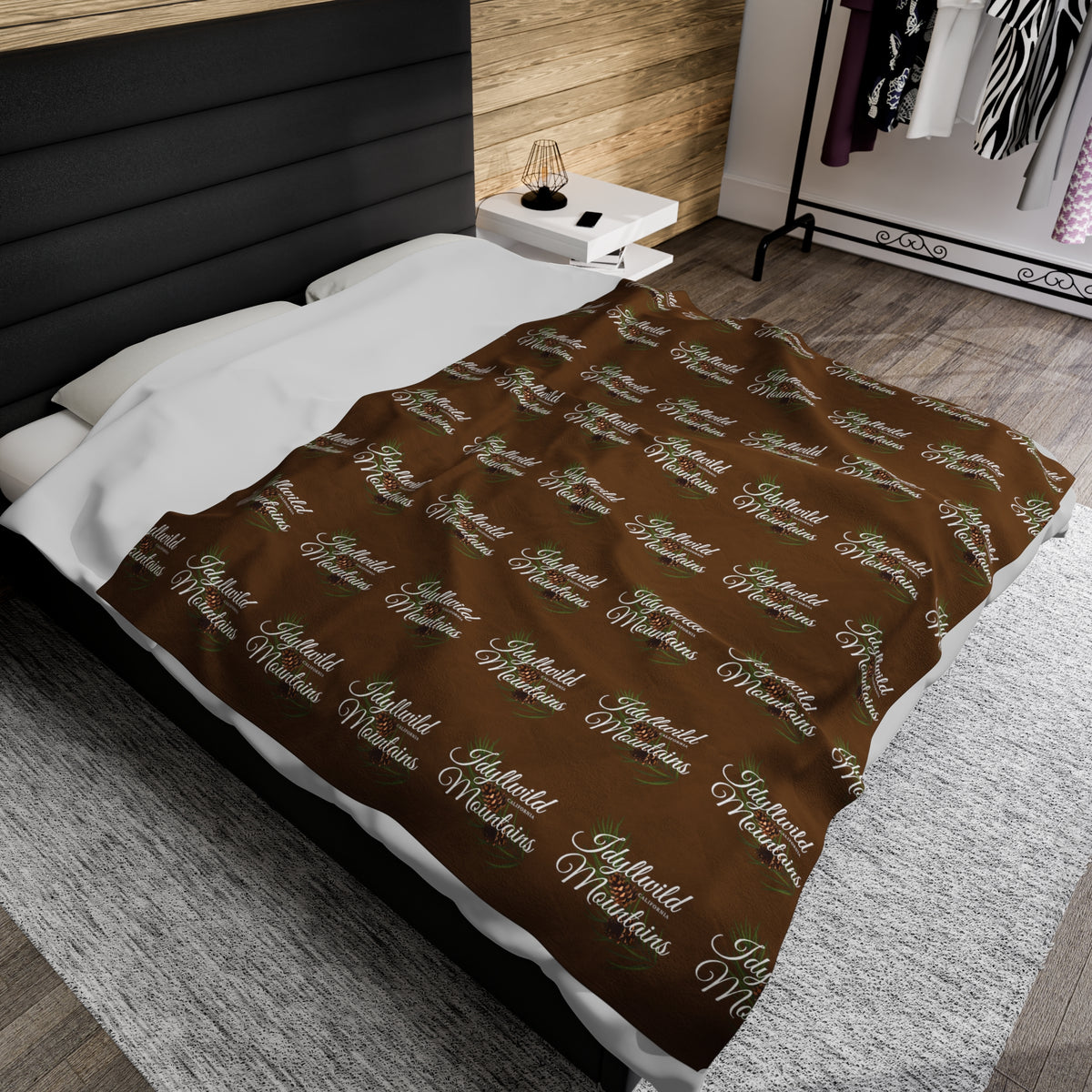 Velveteen Plush Blanket Idyllwild Classy Coneback Pattern Brown