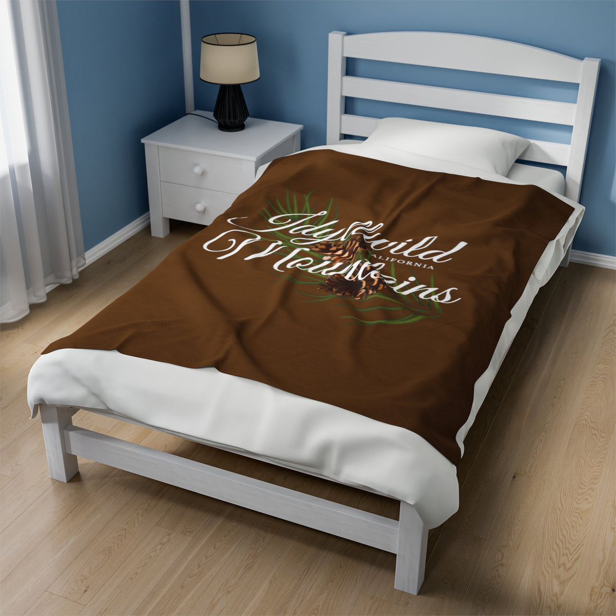 Velveteen Plush Blanket Idyllwild Mountains Coneback Brown