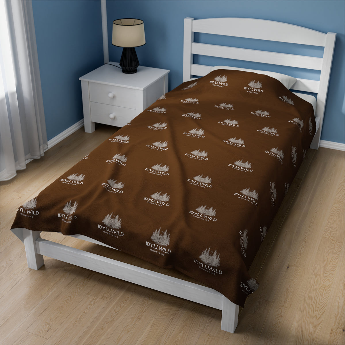 Velveteen Plush Blanket Idyllwild Cabin In the Woods Badge Pattern Brown