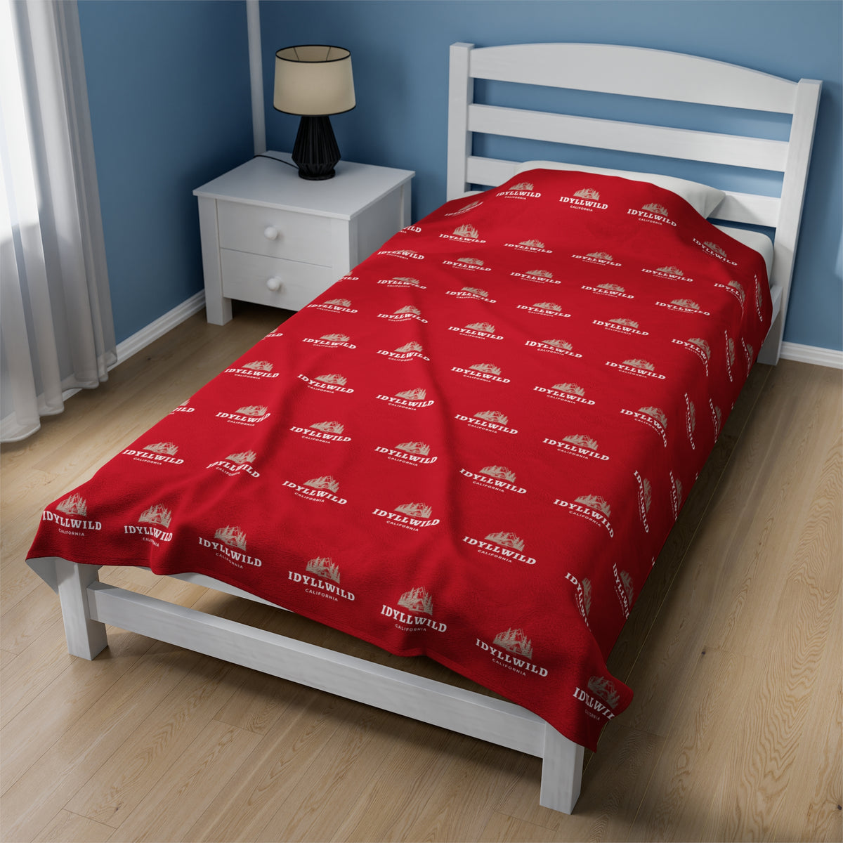 Velveteen Plush Blanket Idyllwild Cabin Badge Pattern Red