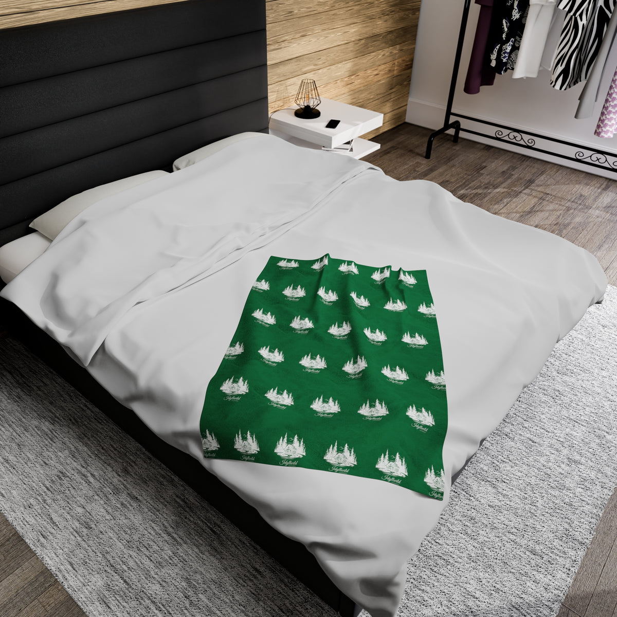 Velveteen Plush Blanket Idyllwild Classy Cabin in the Woods Pattern Green