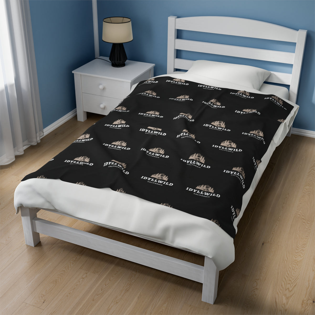 Velveteen Plush Blanket Idyllwild Cabin Badge Pattern Black