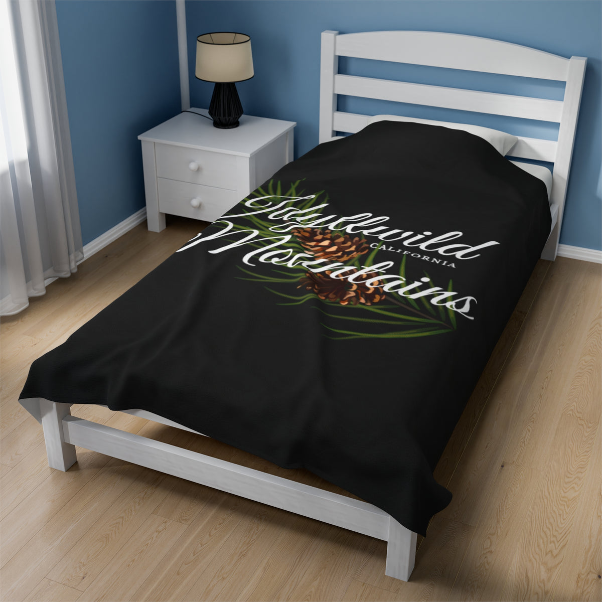 Velveteen Plush Blanket Idyllwild Mountains Coneback Black