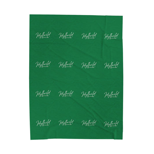 Velveteen Plush Blanket Idyllwild Forever Green