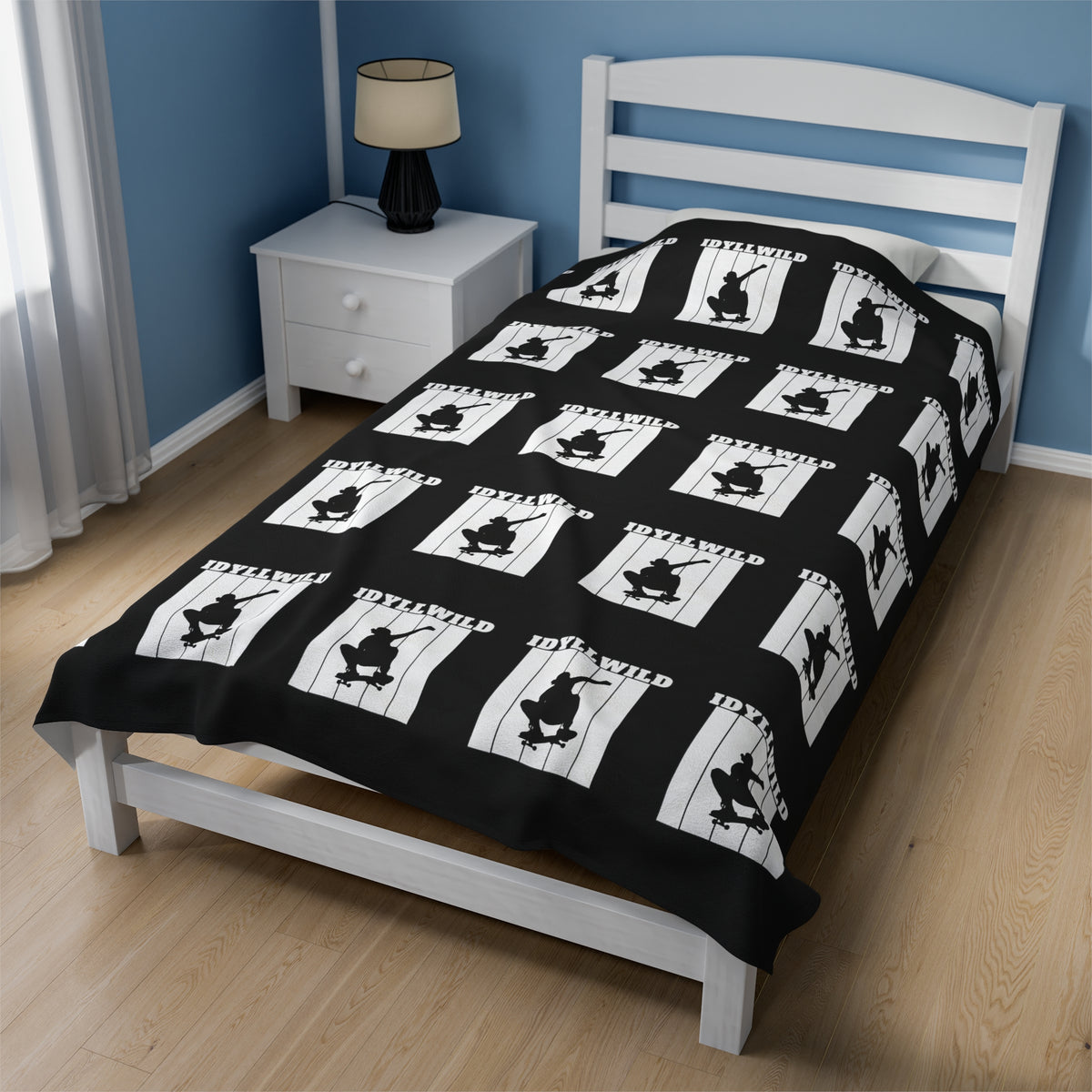 Velveteen Plush Blanket Skate Idyllwild Black Pattern