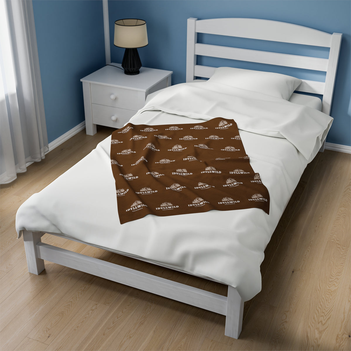 Velveteen Plush Blanket Idyllwild Cabin Badge Brown