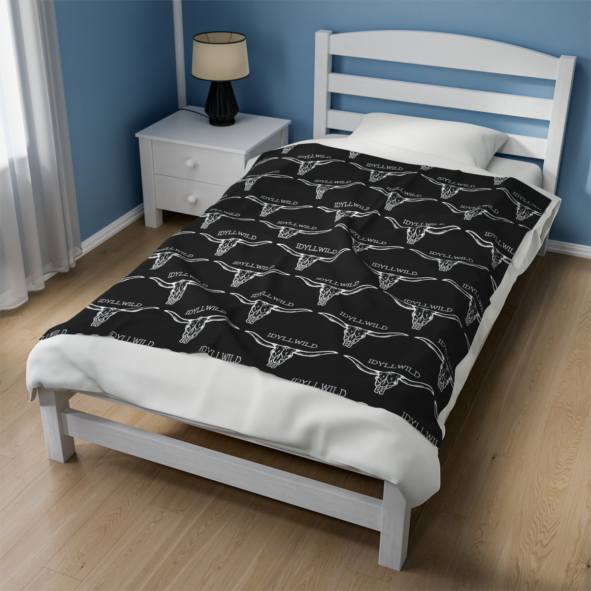 Velveteen Plush Blanket Idyllwild Longhorn Pattern Black